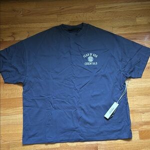 NWT Essentials Blue Short Sleeve Tee Mens L